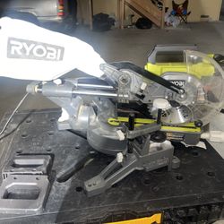 Ryobi 10Amp Corded 7-1/4in. Compound Sliding Miter Saw