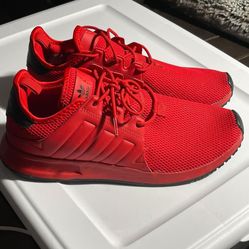 Mens Size 10. Red Adidas 