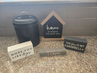 Pet decor