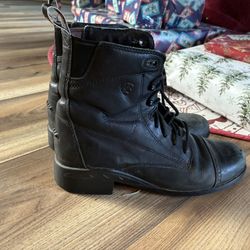 Ariat Youth Paddock Boots Size 3 (women’s 6)