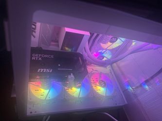 Custom RGB Gaming PC White Build