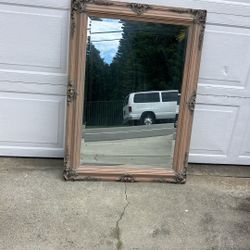Antique mirror in good condition