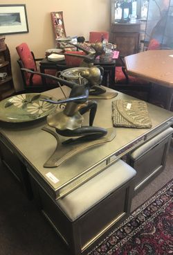 Brand New, Macy’s Ailey Cube Coffee Table with Four Storage Ottoman