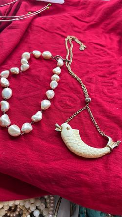 Collares