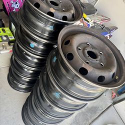 Ford Transit 150, 250, 350 Wheels and Hubcaps