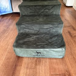 Dog Stairs