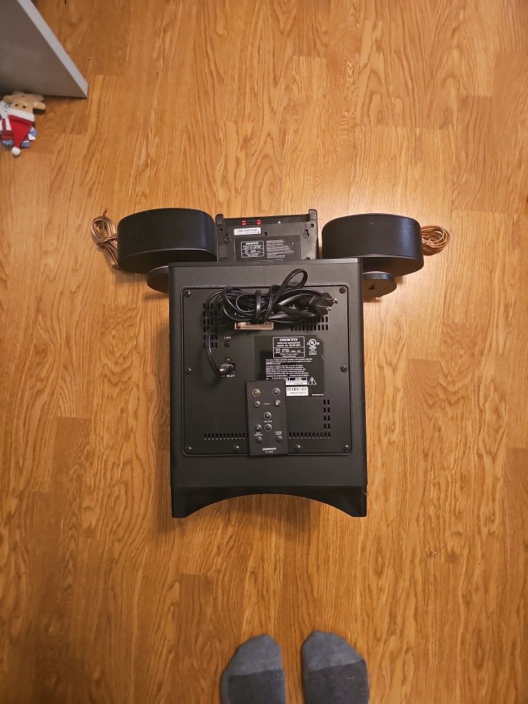 Onkyo 2.1 System