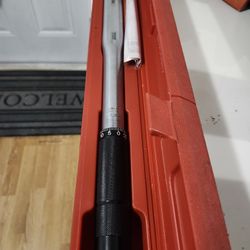 Torque Wrench 