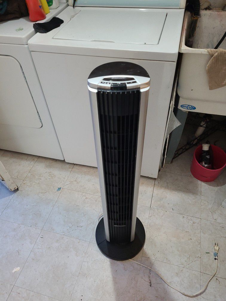 Bonaire 4foot Tower Fan,3 Speeds And Timer