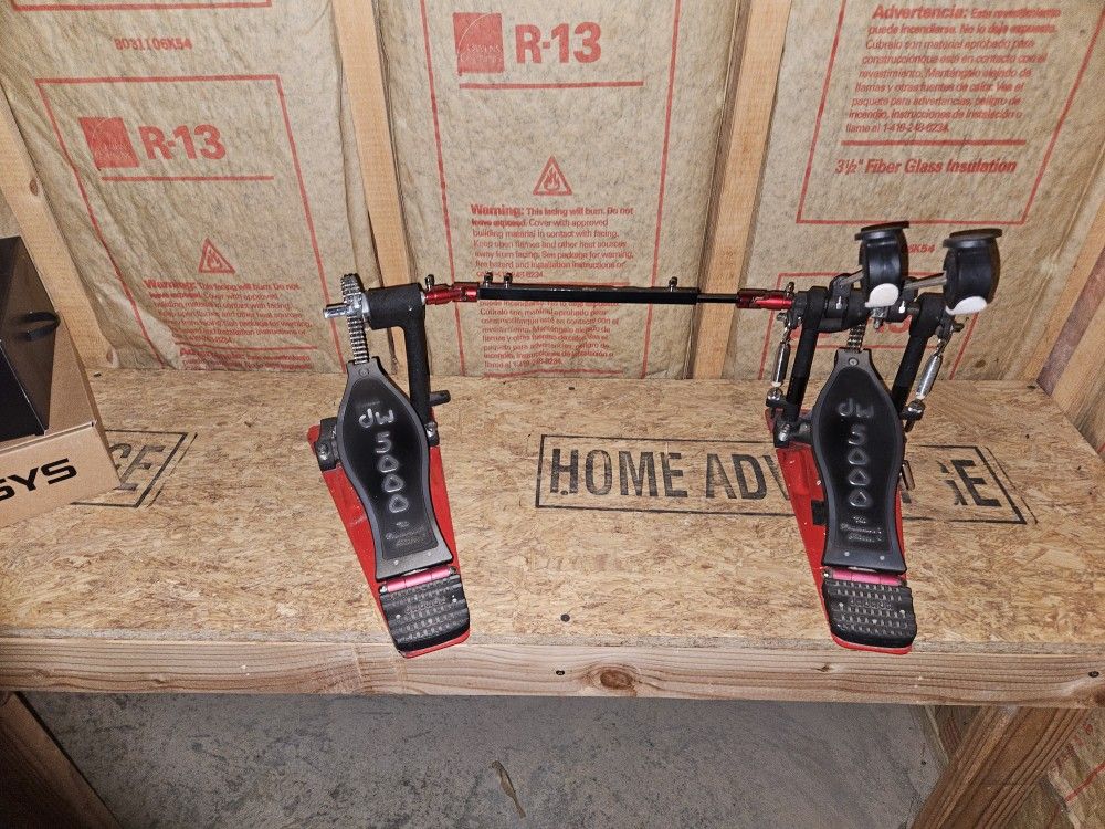 DW 5000 Double Bass Pedal Chain Drive Kick Drum Accelerator