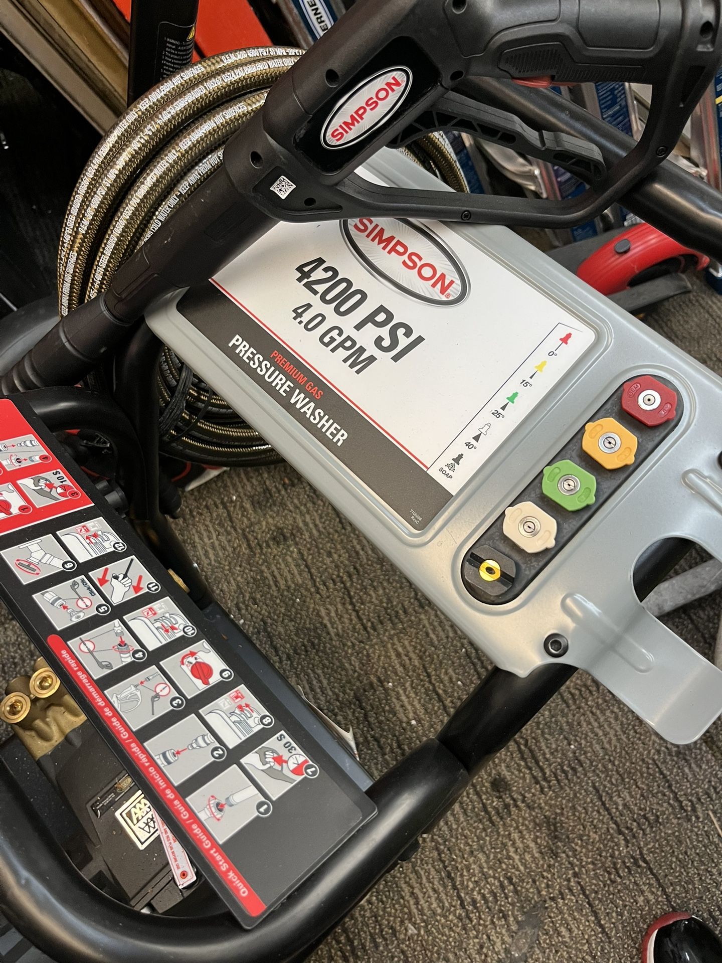 BRAND NEW 4200 PSI PRESSURE WASHER