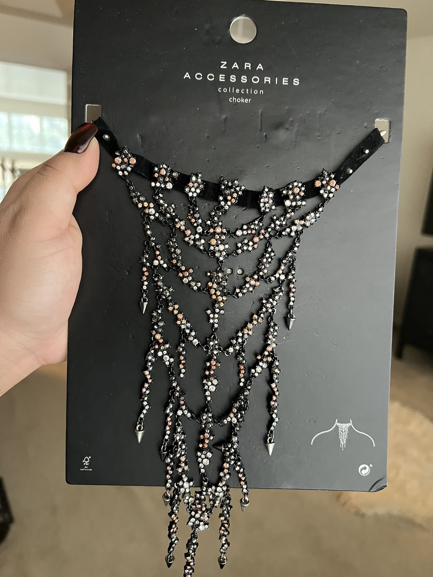 Choker Necklace