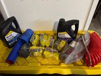 Mixed Truck/Cargo Supply Lot
