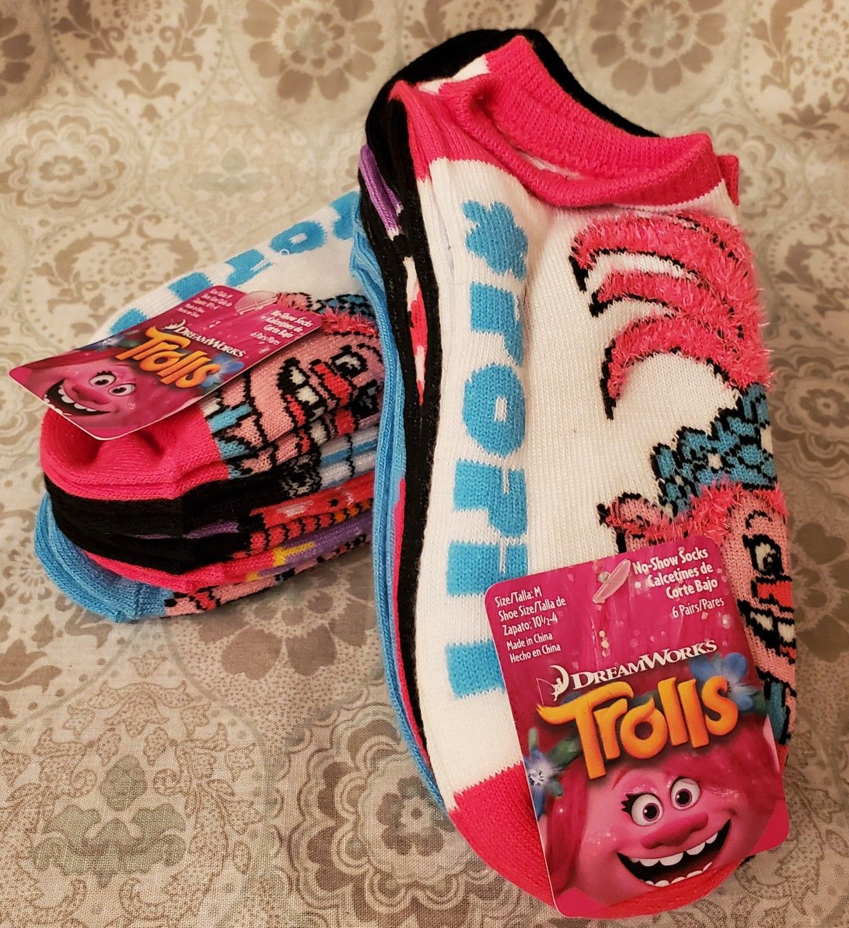 Girls Trolls Socks size Medium