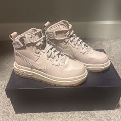 Nike AF1 HI UT 2.0 SIZE 8 Womans