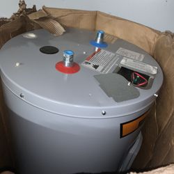 Water Tanks (new & Used) Electric & Gas