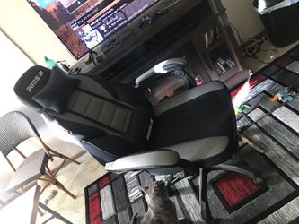 Grey BOSSIN Gaming / Computer Chair With Footrest  Thumbnail
