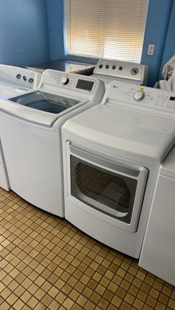LG washer and electric dryer set