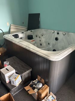 (New) Dr.Wellness Spa w/ spa cover + steps