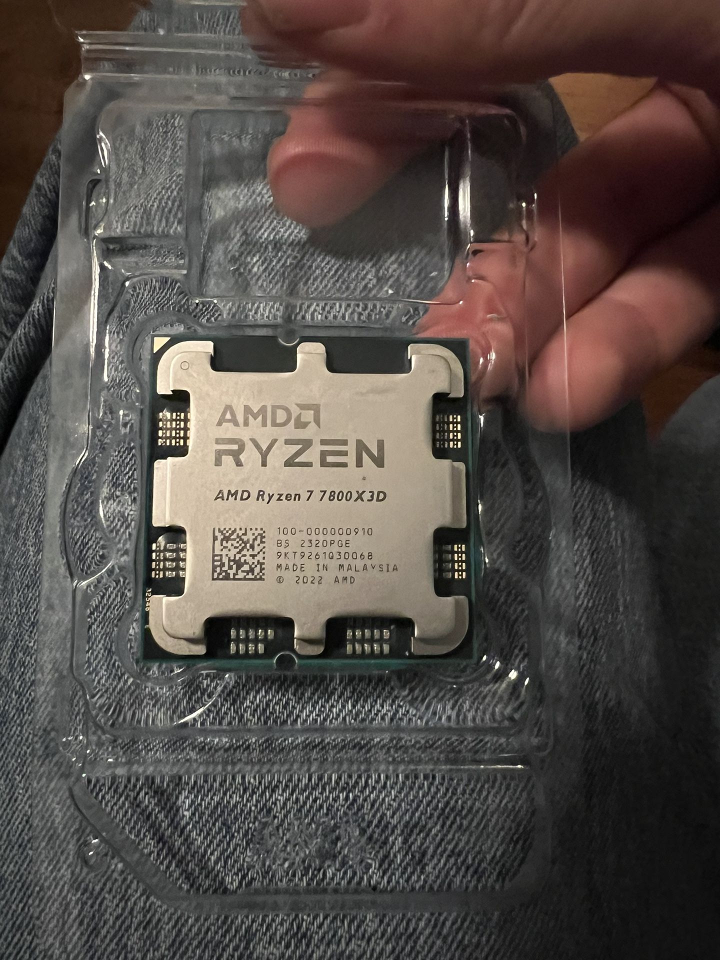 Ryzen 7800x3d AMD