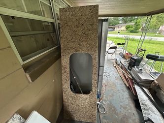Granite countertop 6ft 10 inches long x 26 inches wide sink cut out 31 wide x17 height