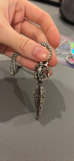 Stainless steel Elephant Amulet Pendant Protection Necklace