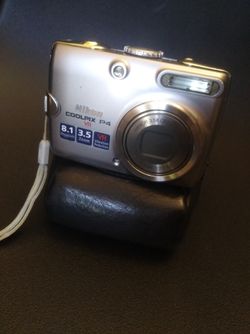 Nikon Coolpix P4 VR 8.1 megapixels