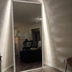 Crystal Light Up Mirror