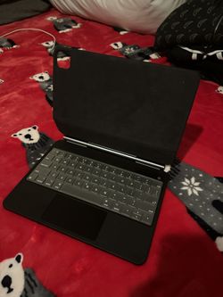 iPad Magic Keyboard