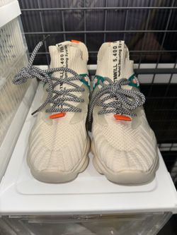 Men's Cream Knit Sneakers – Size 7 – Brand New