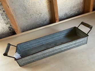 Metal tray