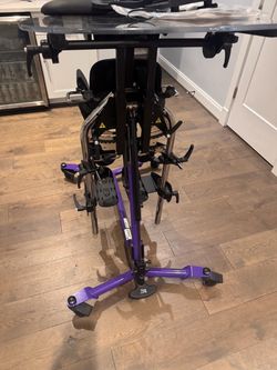 Zing standing frame size 2