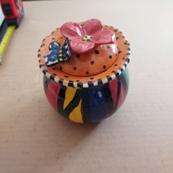 Lindded Bowl