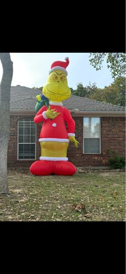 Giant Grinch Christmas Inflatable Yard Decoration