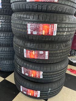 Vendo 215/60/R16 las 4 llantas nuevas Supermax por $290