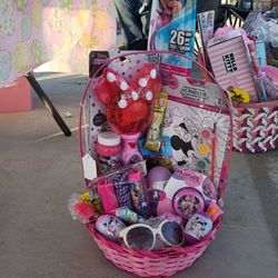 Minnie Mouse Basket 