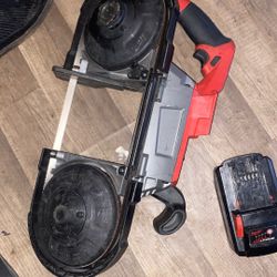 Band Saw Milwaukee 