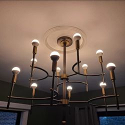 Modern Chandelier with 12 Lights