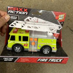 NWT fire truck with light & sound