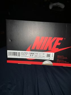 Fresh Pair of Air Jordon Retro 1s