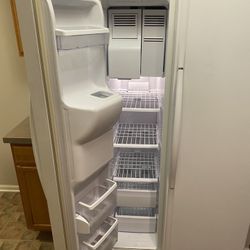 Microwave Stove Refrigeratror Dishwasher Bundle