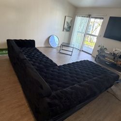 Black Large Sectional 