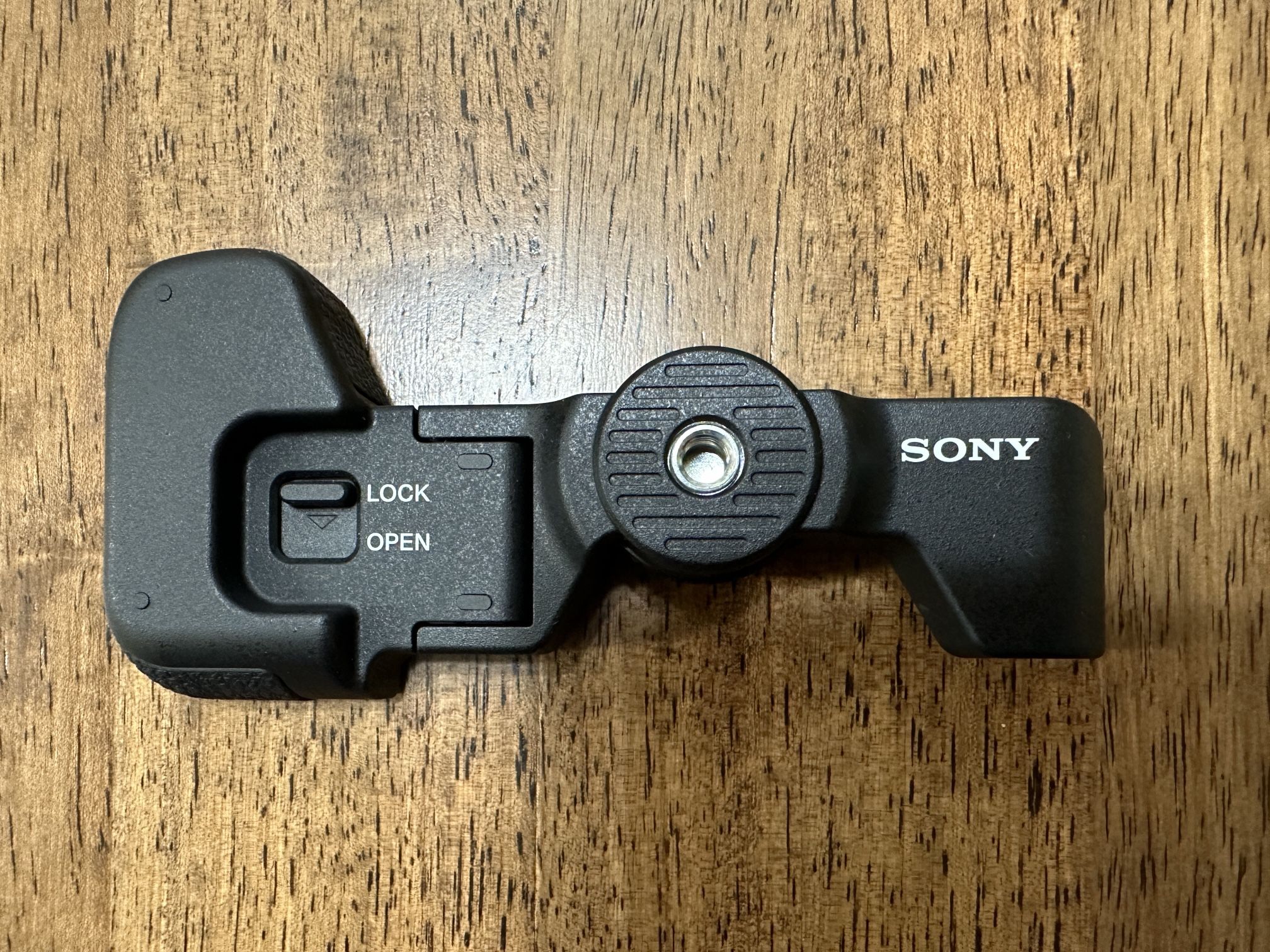 Sony GP X2 Grip Extension Sony GP X2 Grip Extension
