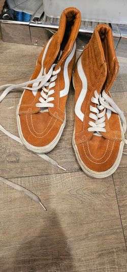 Vans off the wall used size 10.5/men and 12/women Skateboard shoe