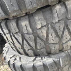 35x12.50x18” Mud Grapplers (5)