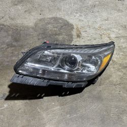 2013-2015 Chevy malibu LH headlight OEM Drivers side
