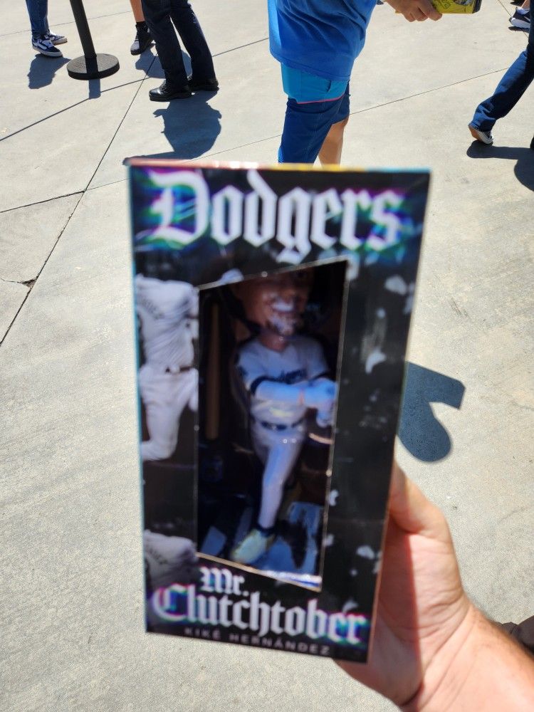 kike herńandez bobblehead 2025