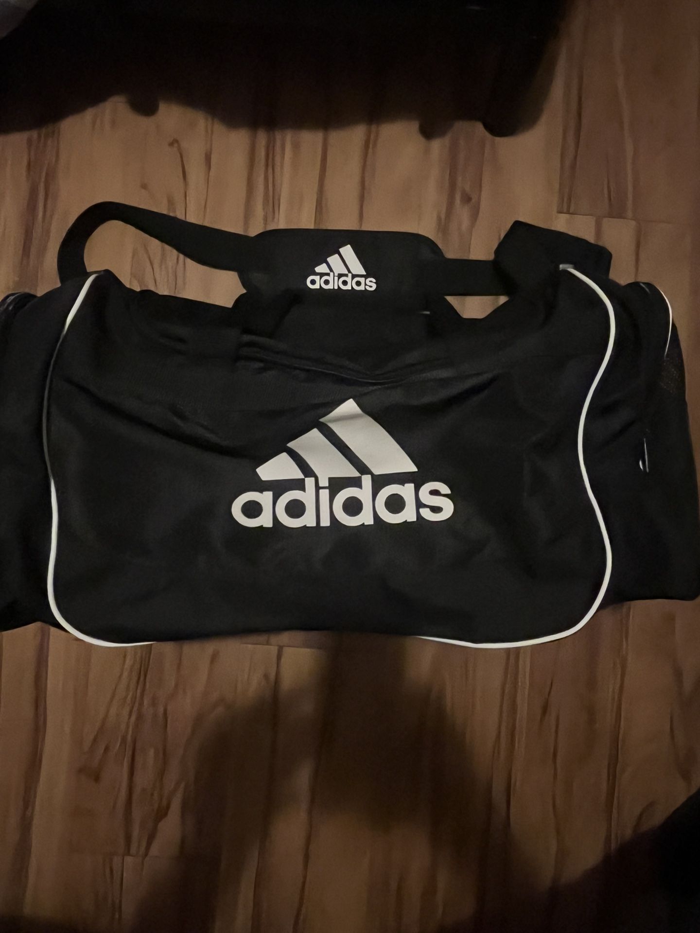 ADDIAS SPORTS DUFFLE BAG 