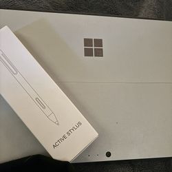 microsoft surface pro 4 with charger , keyboard and stylus 