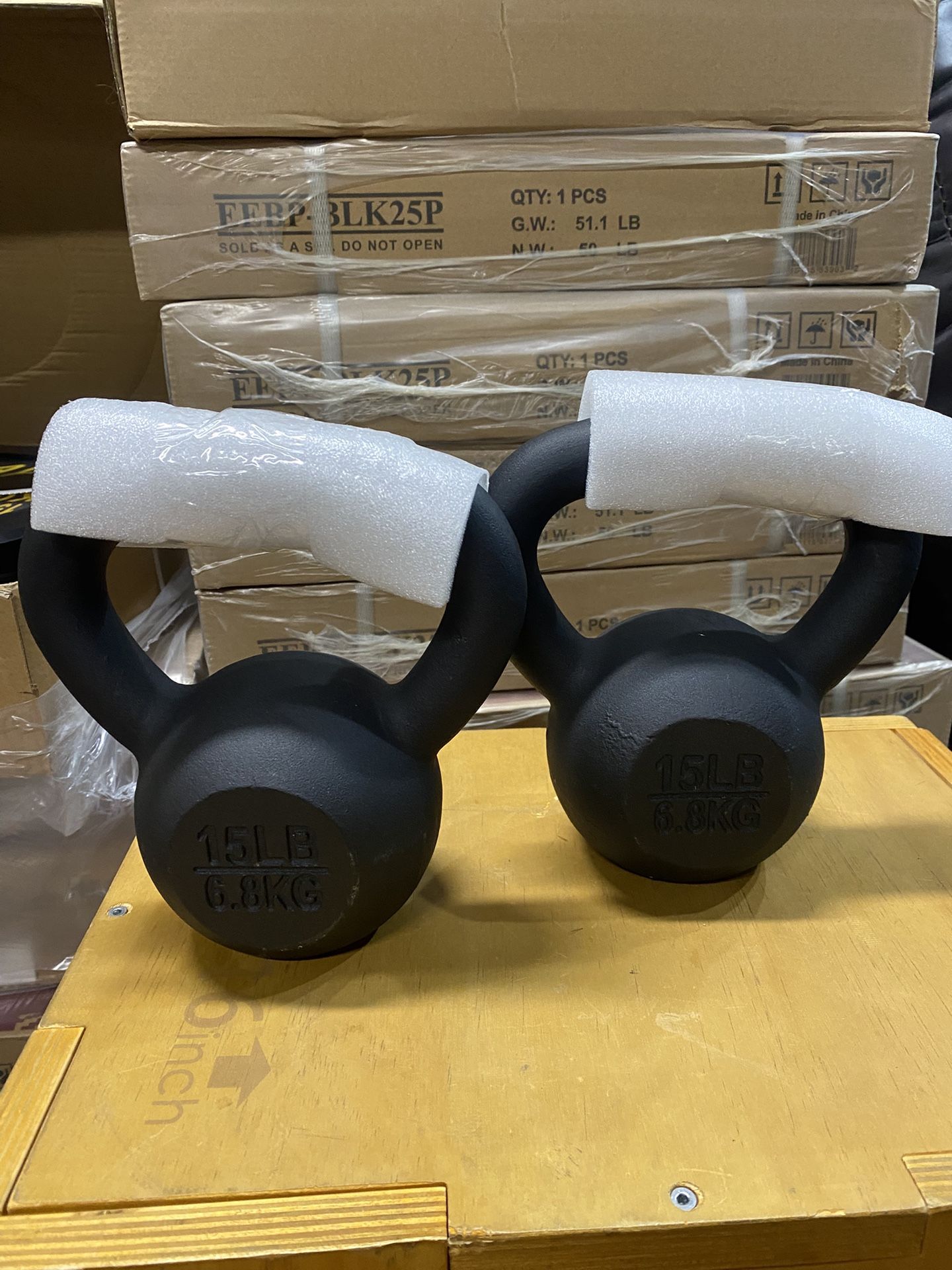 Brand New 15 lb Kettlebell Pair